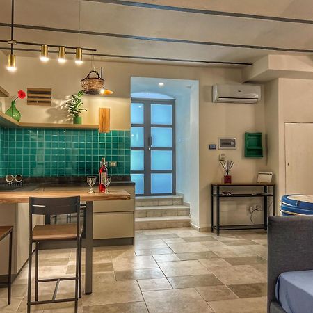 Amay City Suite Bari Eksteriør bilde